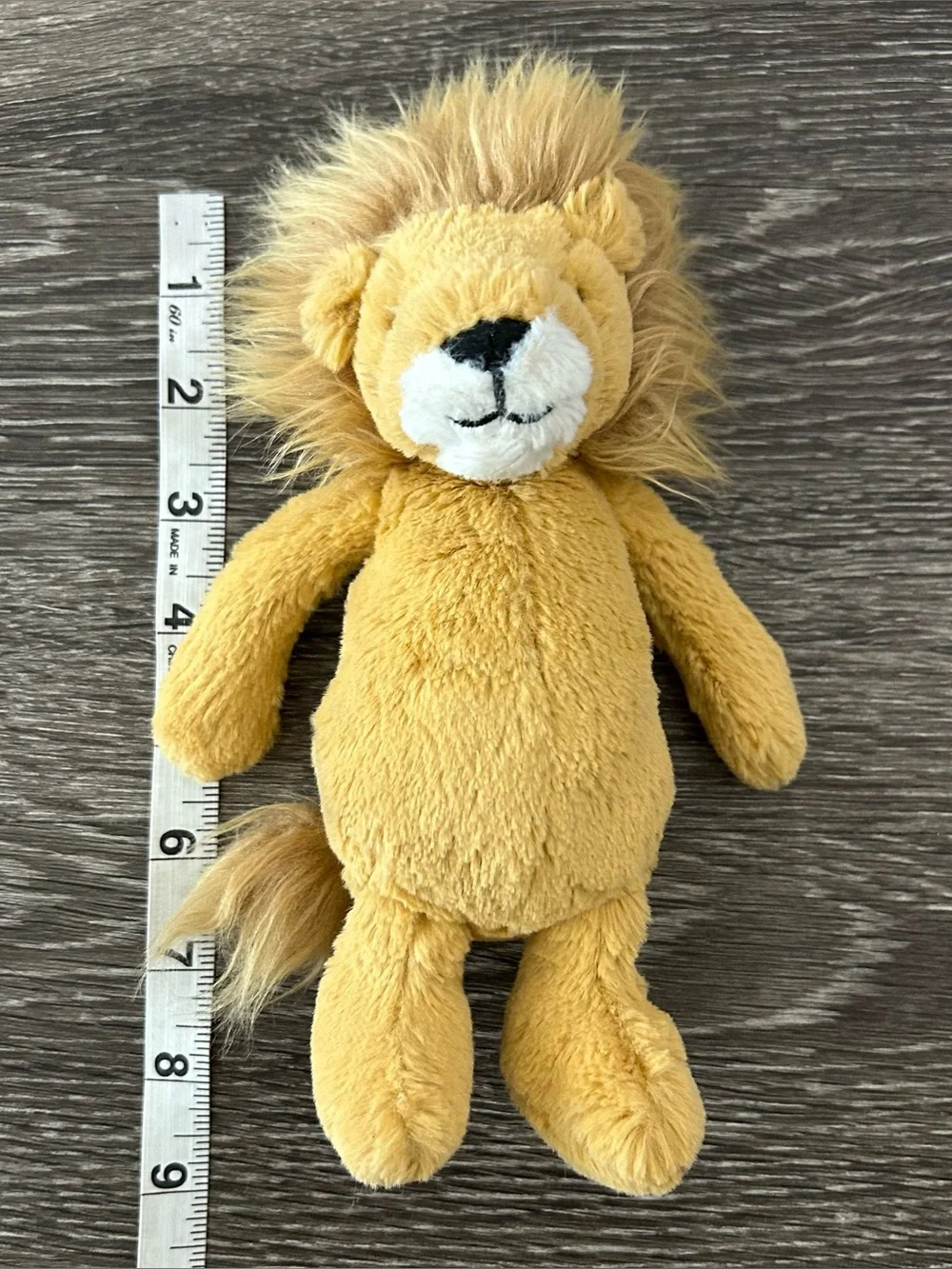 Jellycat Bashful Lion Small 9